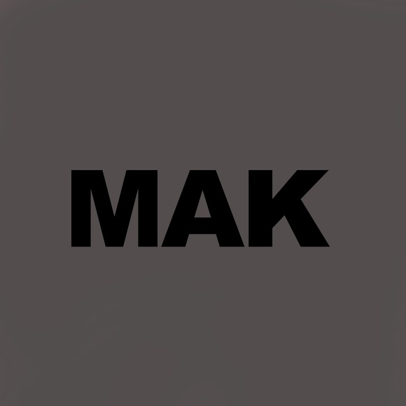 Meet your Posher, Mak - Picture 1 of 1